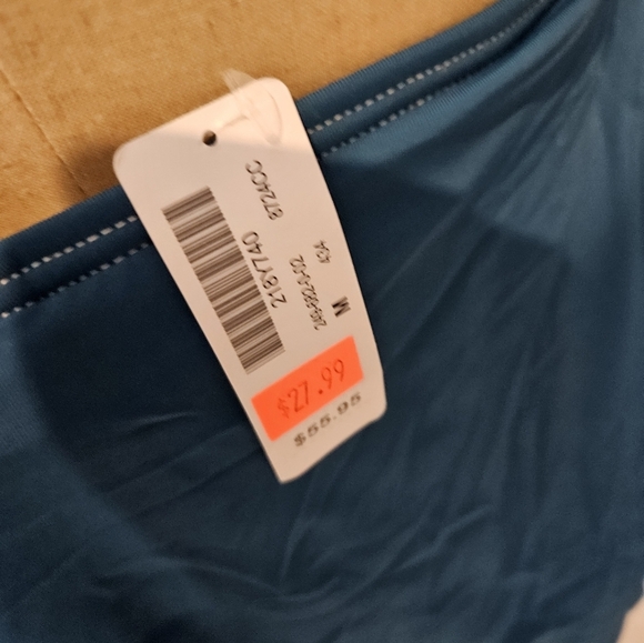 NEW Size Medium LA VIE EN ROSE bathing suit top - Picture 3 of 3